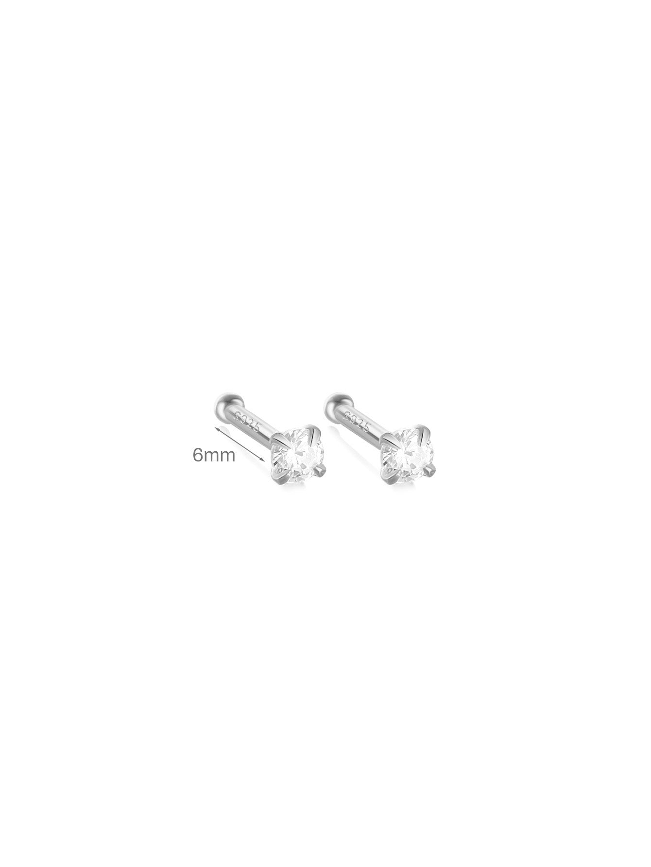 Isabela – Gold earrings with a delicate and fluid shape.
