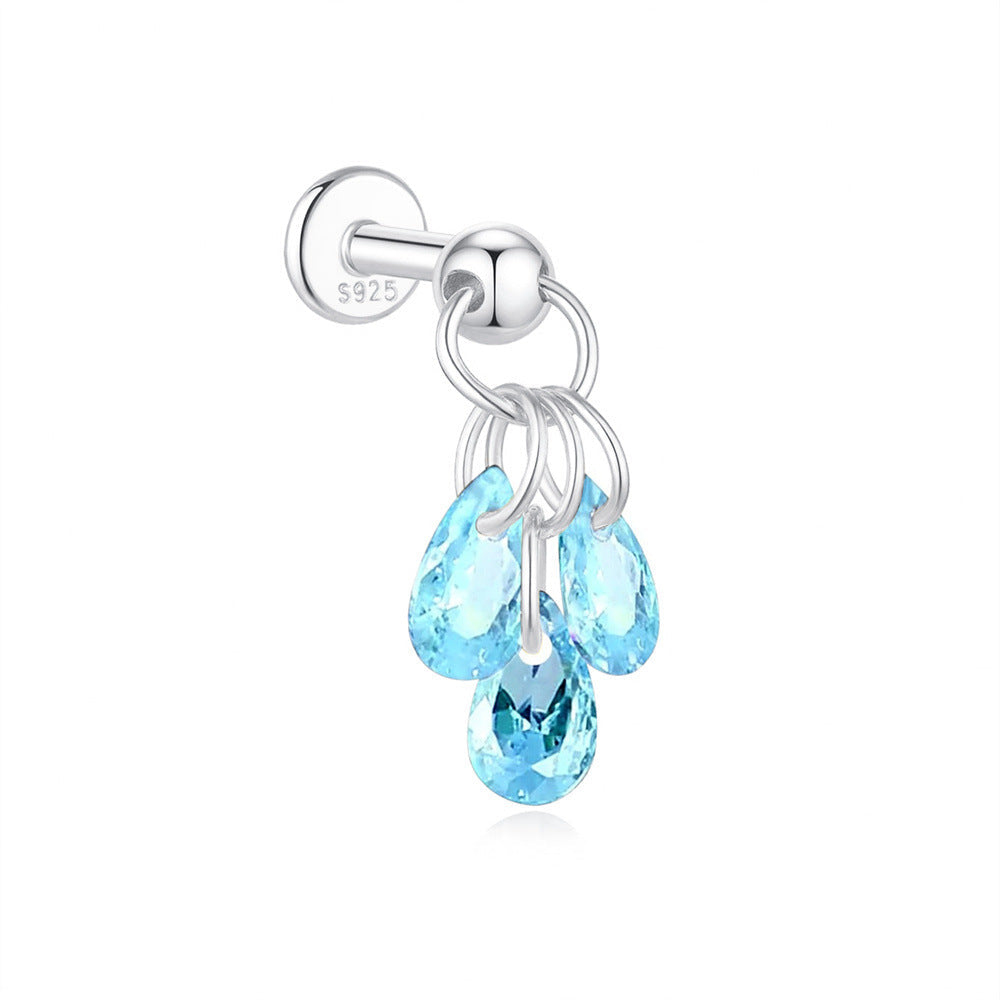 Jasmina – Gold earrings with understated refinement.