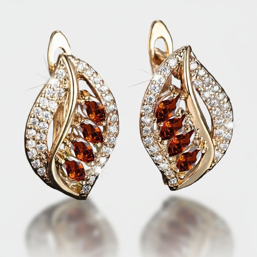 Isabela – Ruby earrings with an organic touch.