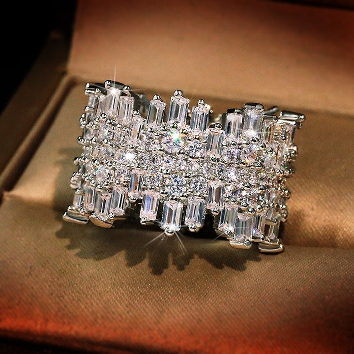 Selina – Diamond ring with square stone.