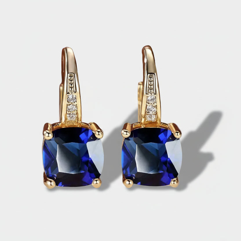 Klára – Drop earrings with square stone.