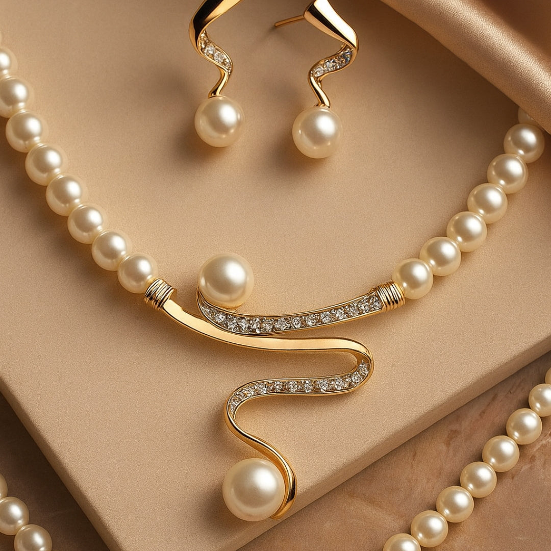 Susanna - Natural pearl necklace and earrings set