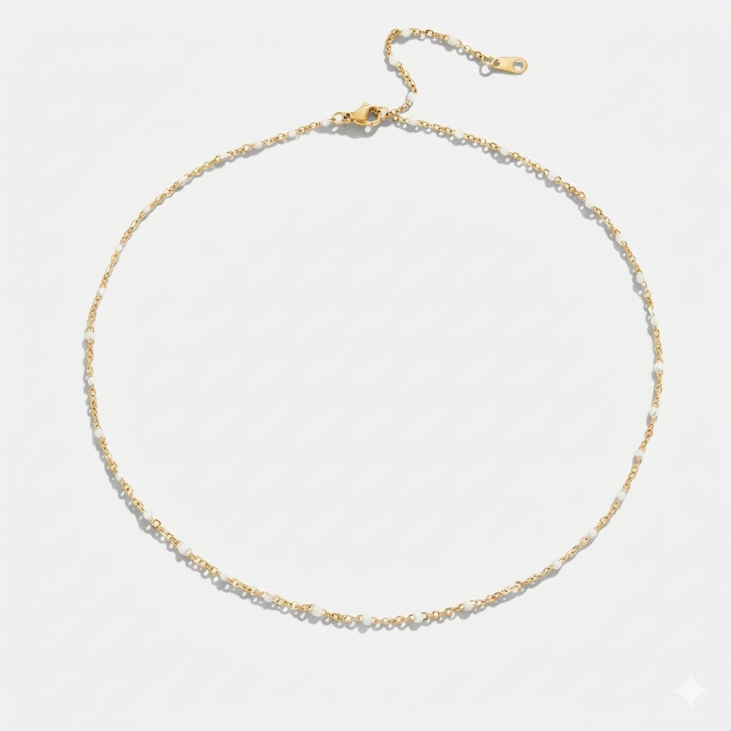 Milena – Short necklace with smooth surface.