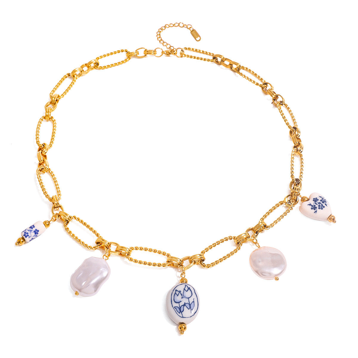 Lena – Gold necklace with sparkling stones.