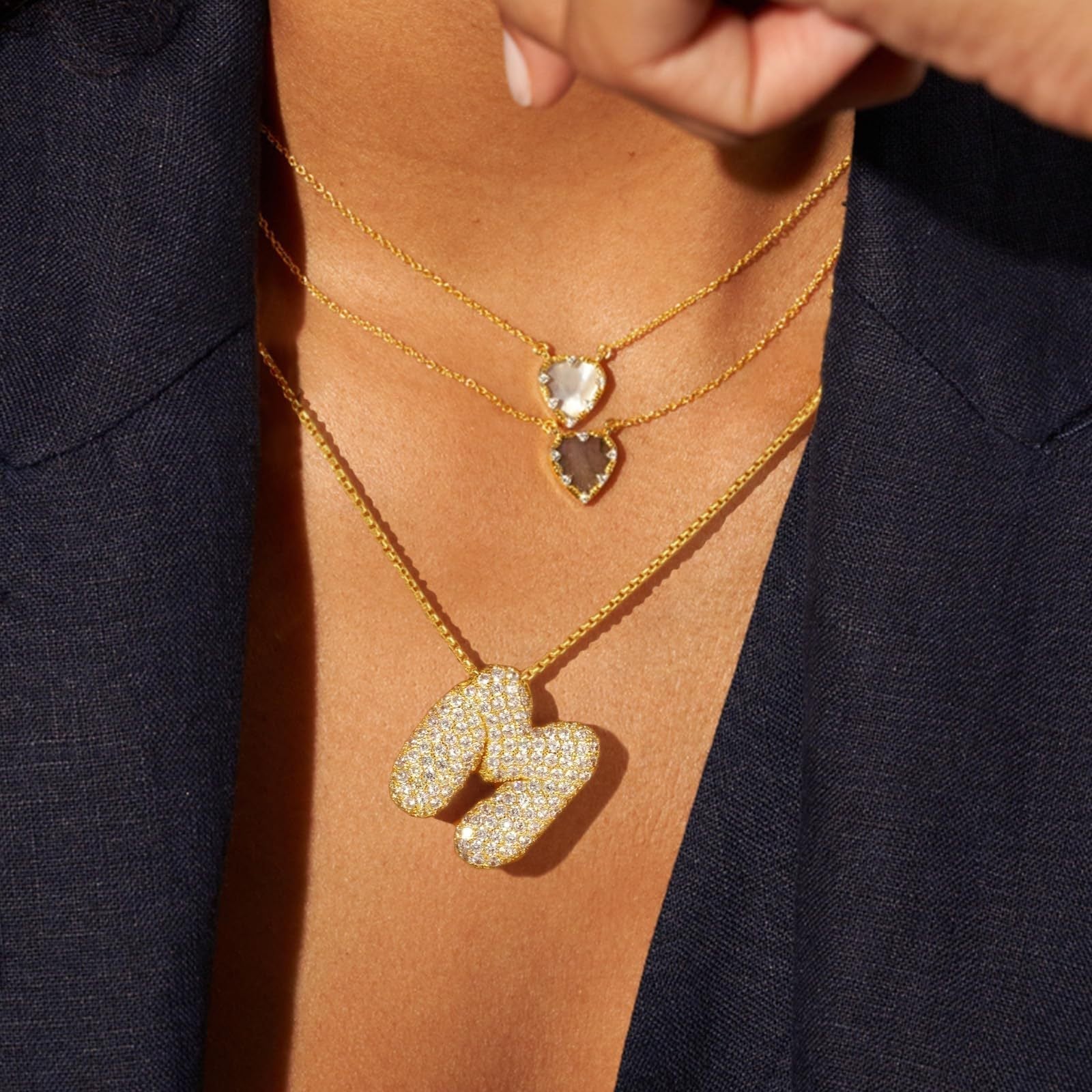 Frieda – Gold Chain with Organic Pendant