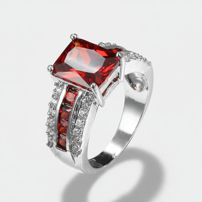 Katrin – Silver ring with ruby.