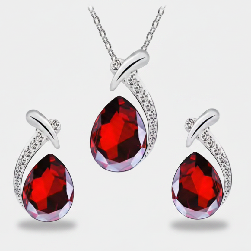 Lívia – Pendant with a delicately shaped ruby.