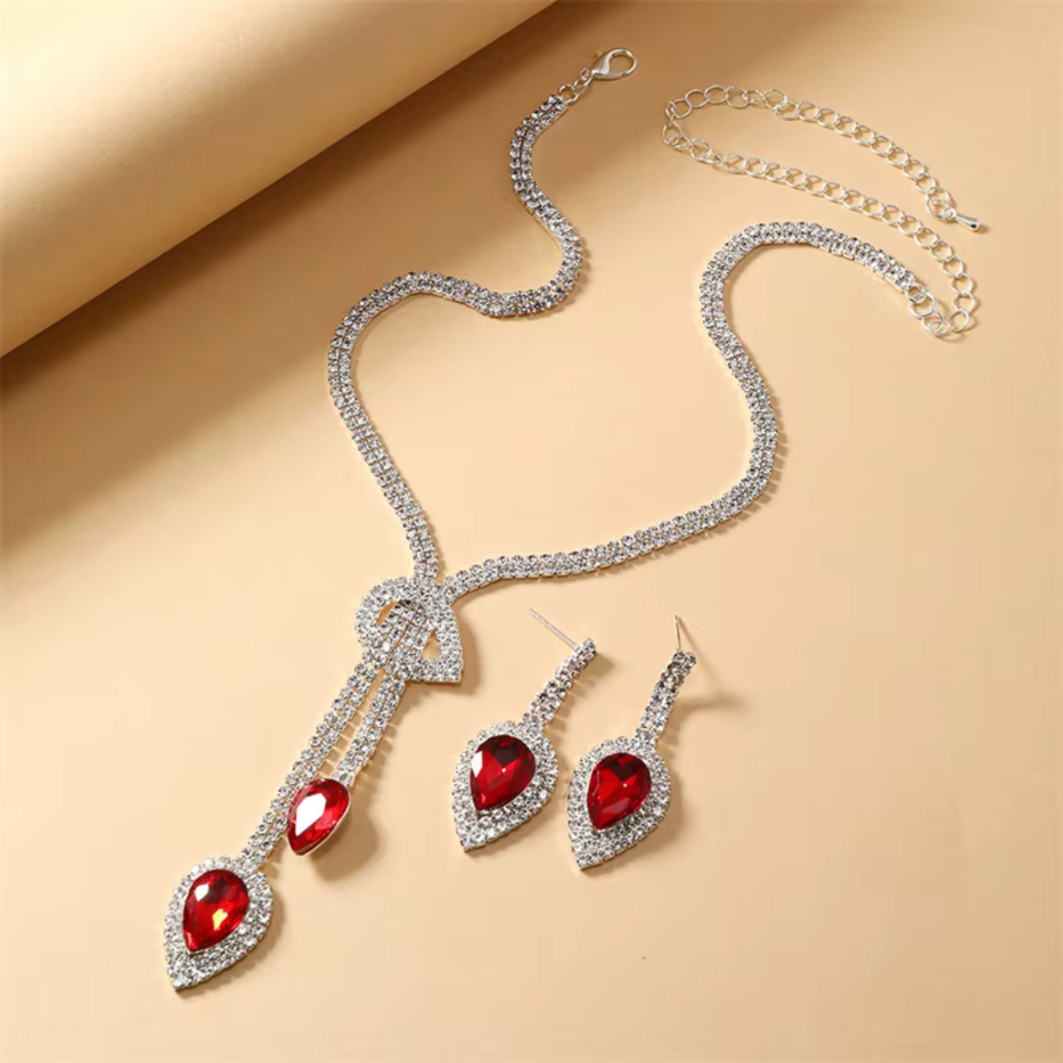 Kateřina – Ruby necklace with delicate elements.