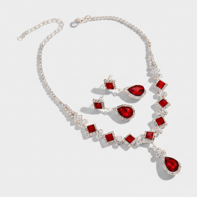 Mariana – Ruby set with gold accents.