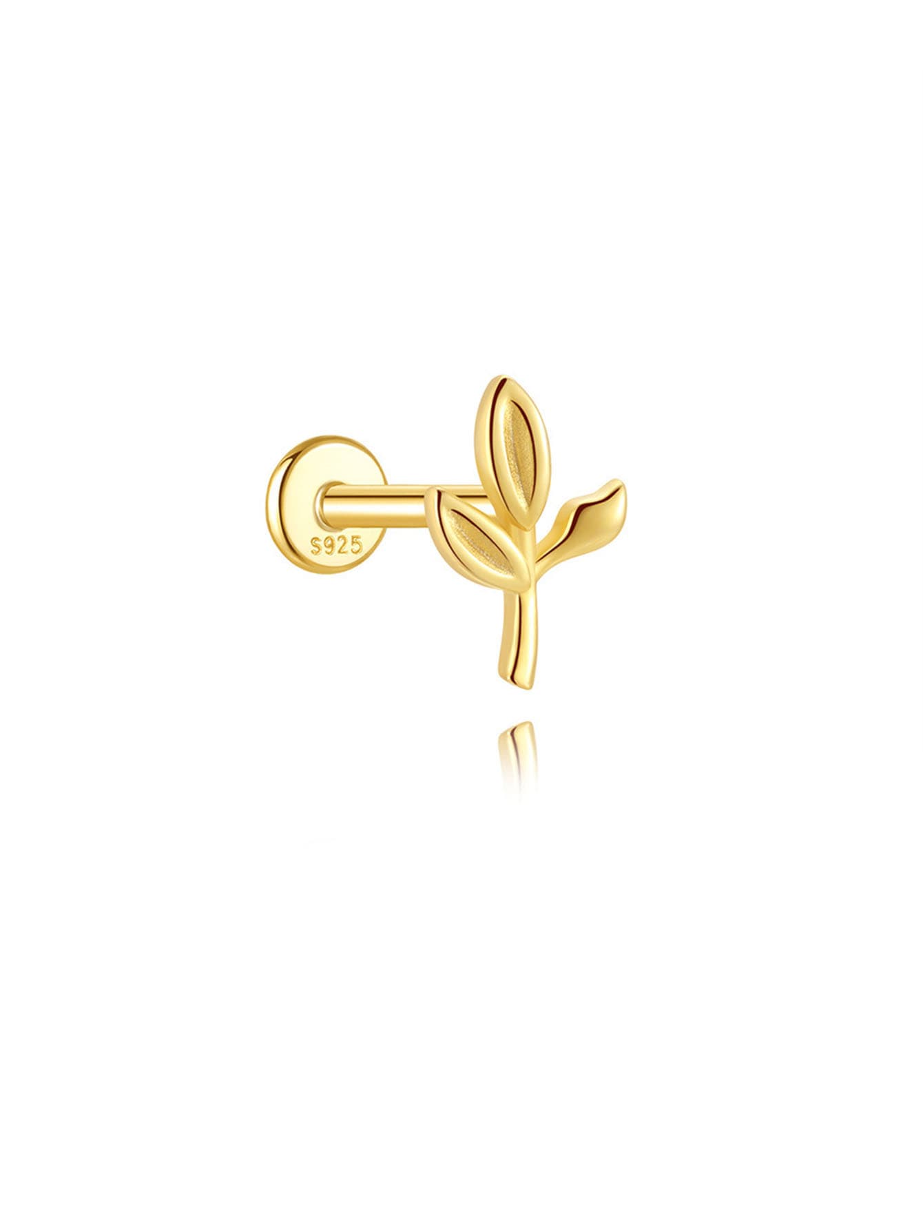 Elisa – golden earrings with geometric accent.