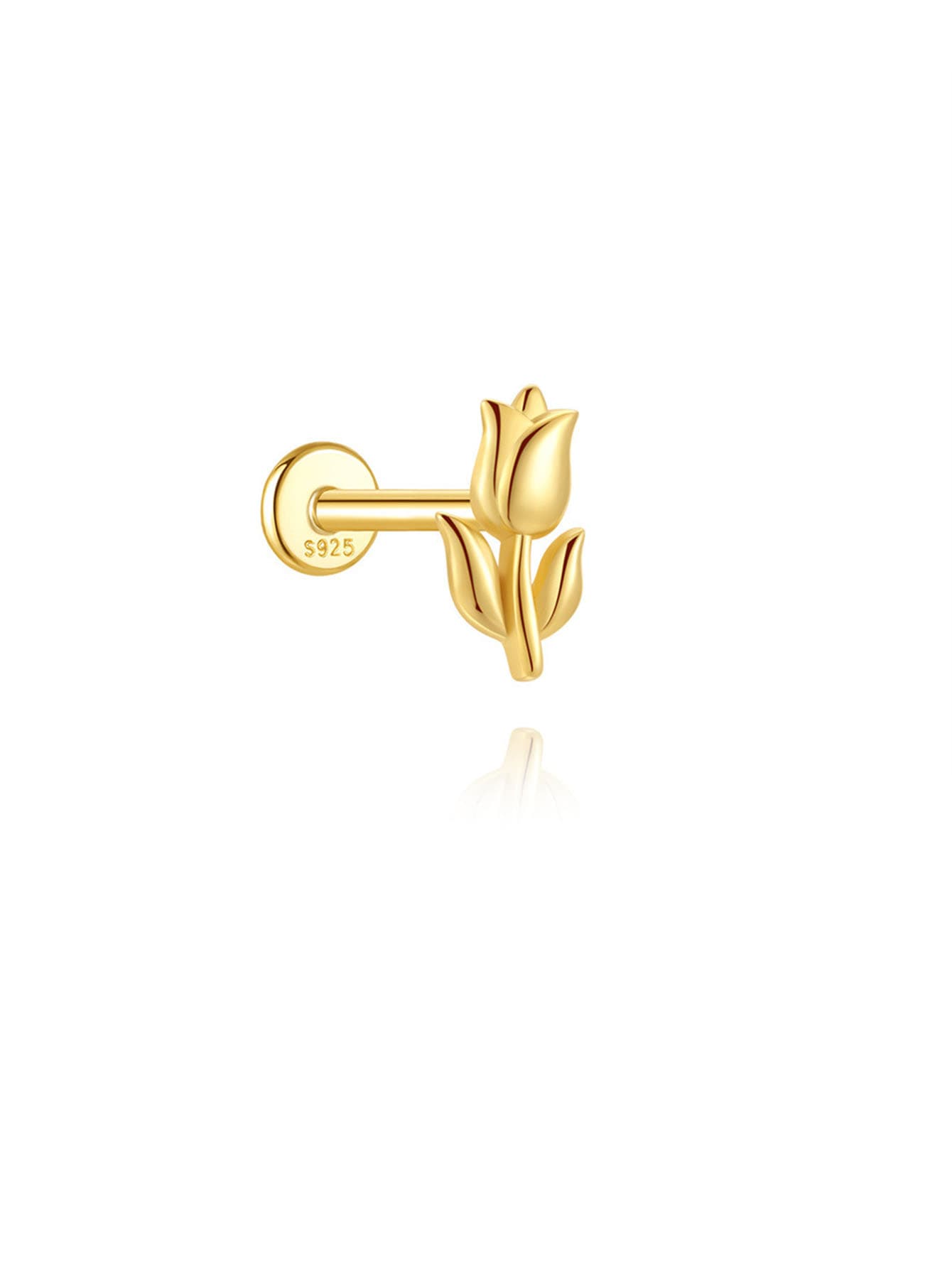 Elisa – golden earrings with geometric accent.