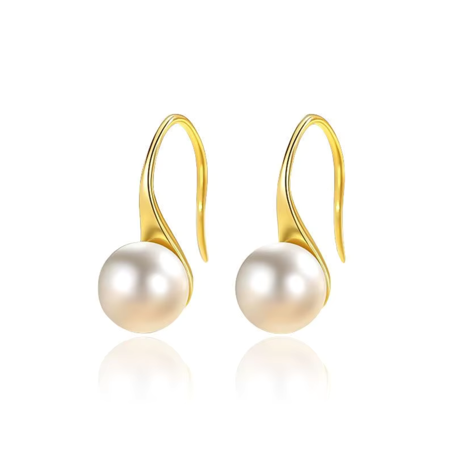 Helena – Gold earrings with oval pearl.