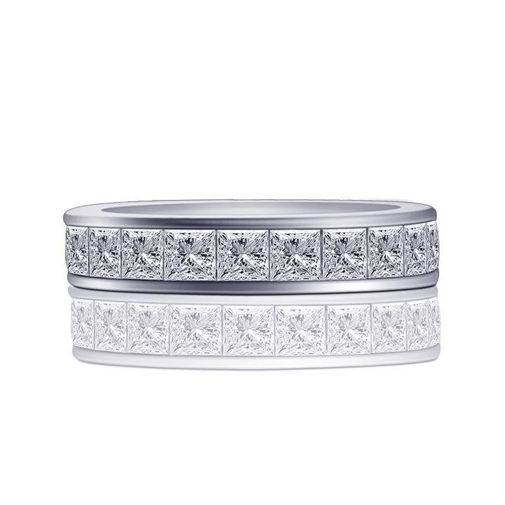 Maren – Anello in argento con diamanti e fascia stretta.