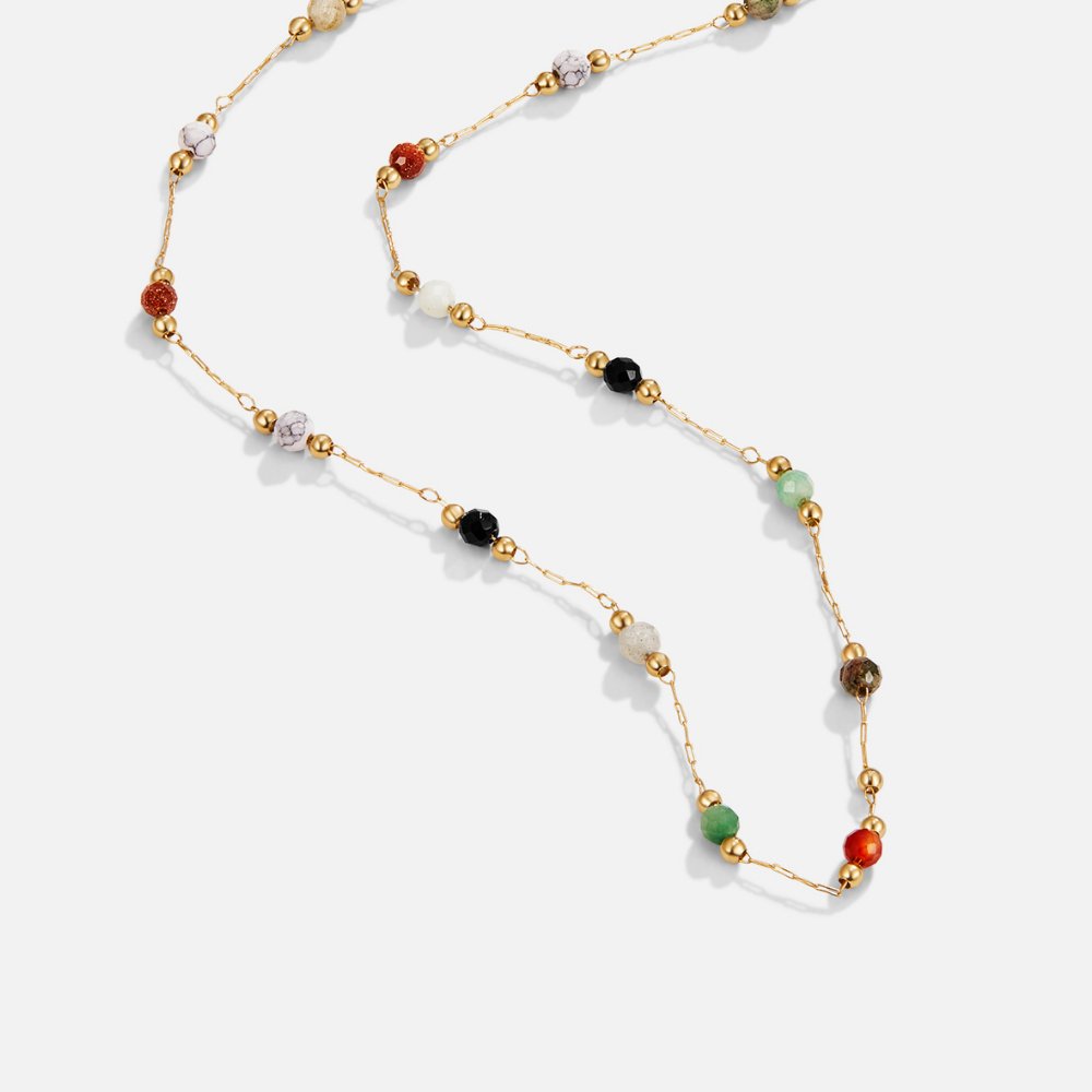 Helmina – Gold-colored chain with enamel details.