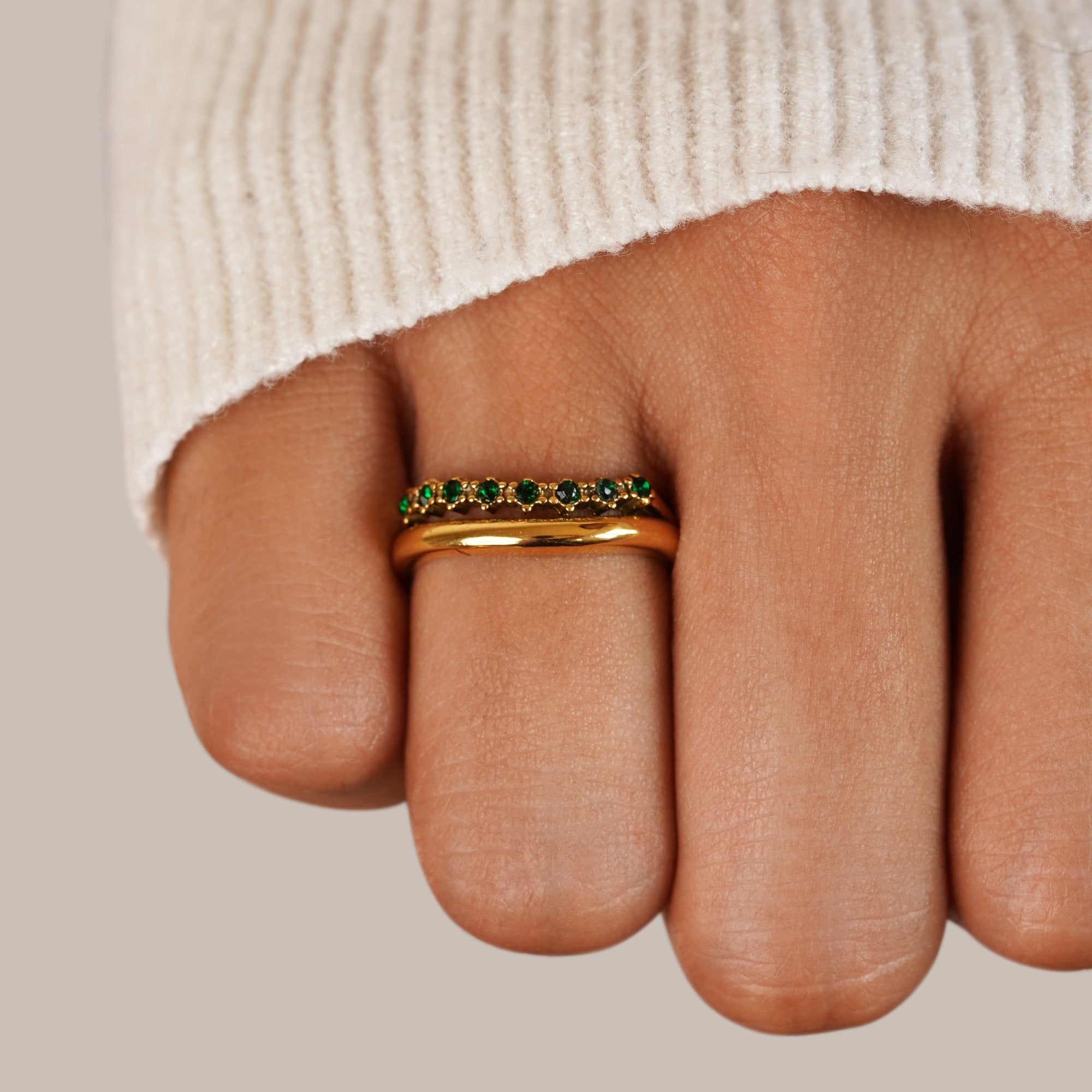 Elisa – Gold-plated ring with a delicate double row.