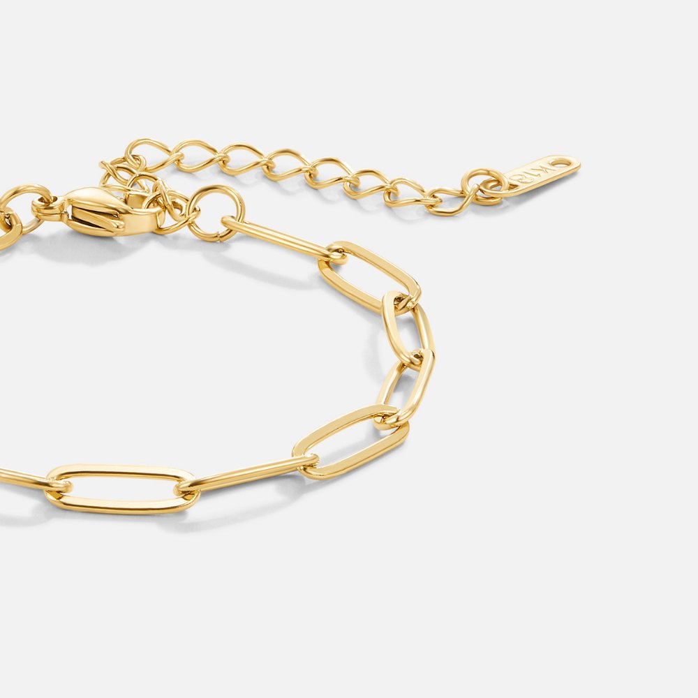 Gold bracelet with beads