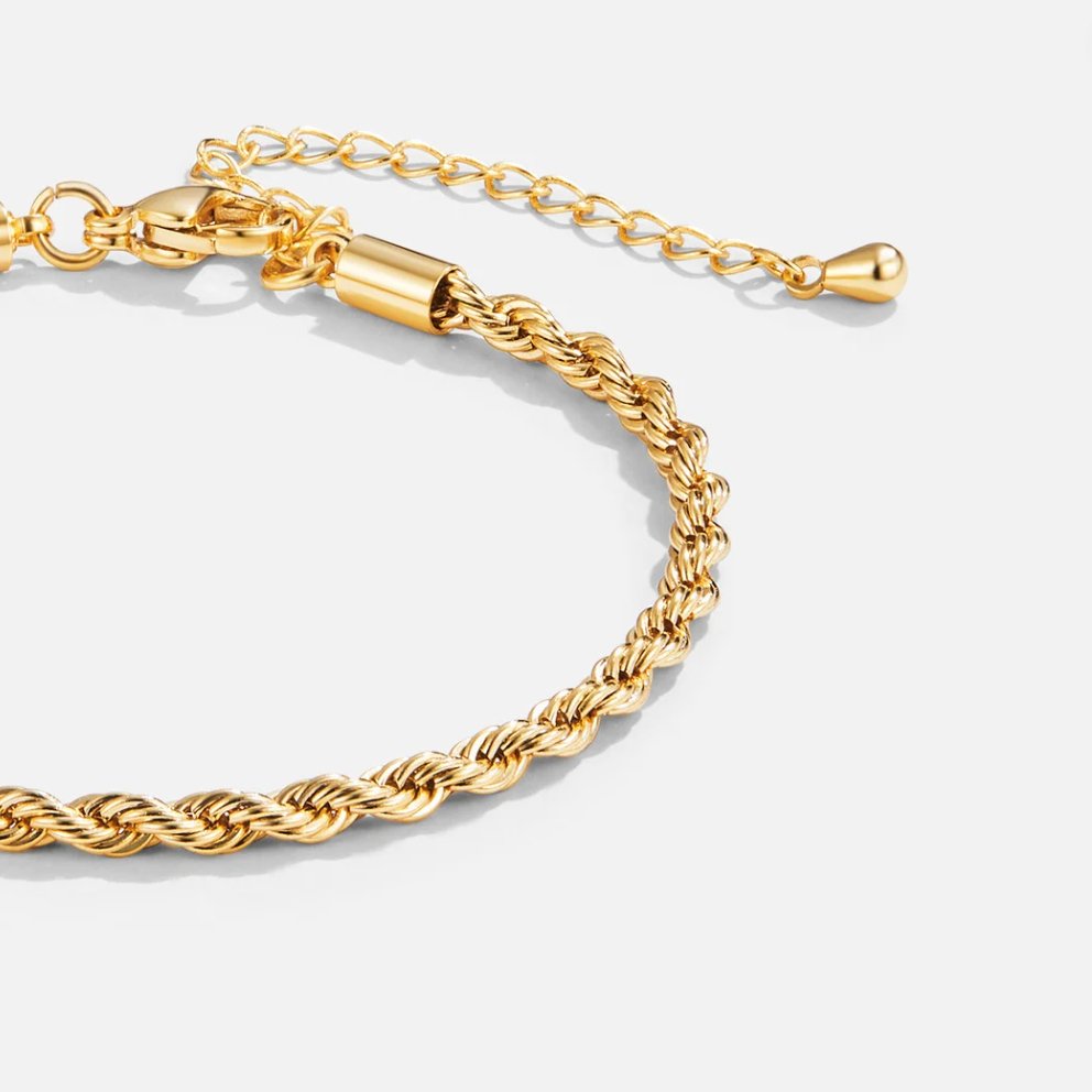 Elegant braided gold bracelet