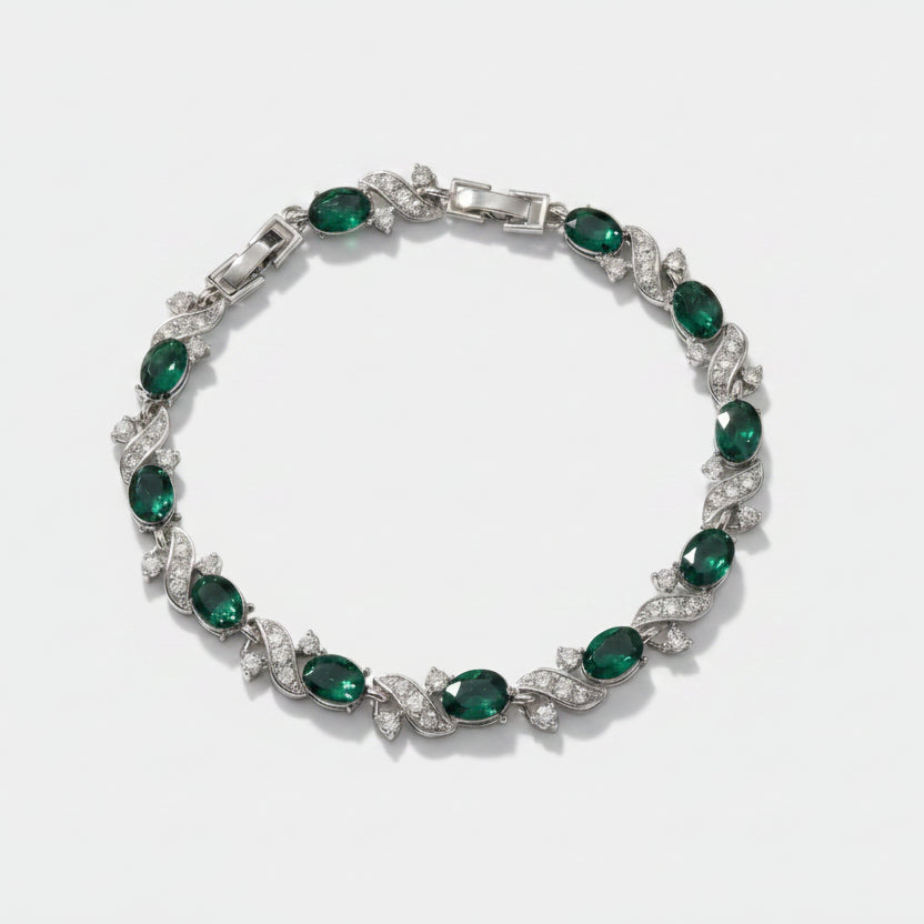 Helena – Silver bracelet with emeralds.
