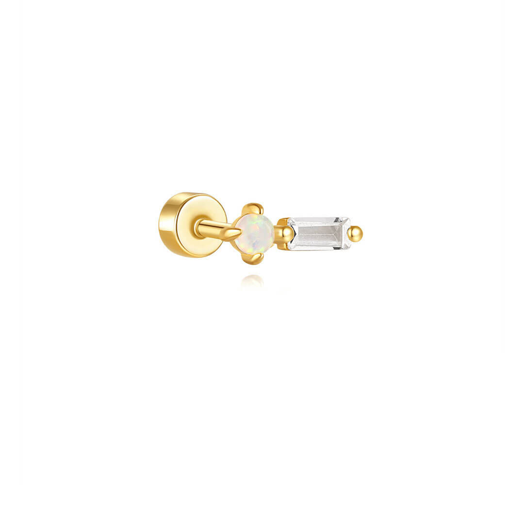 Monika – small earrings with discreet elegance.