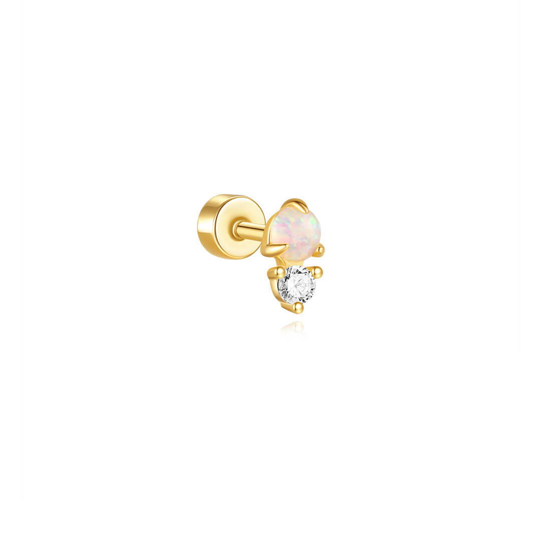 Monika – small earrings with discreet elegance.