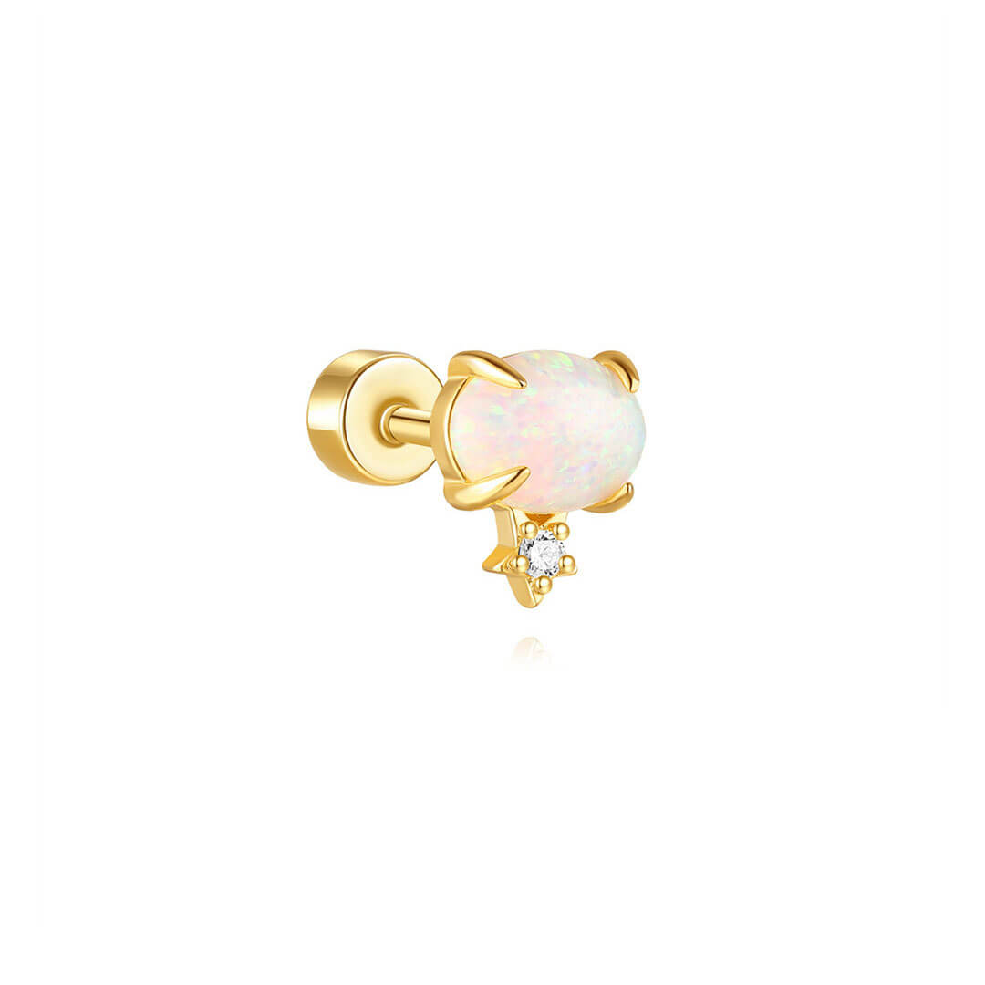 Monika – small earrings with discreet elegance.