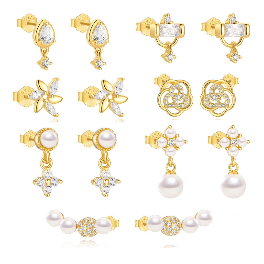 Viktorie – Delicate gold earrings with a delicate shine.