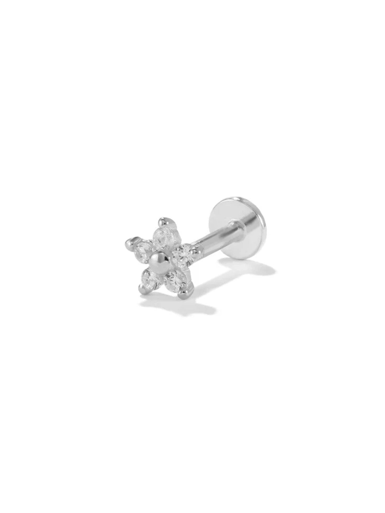 Nora – Delicate gold earrings with a clear shape.