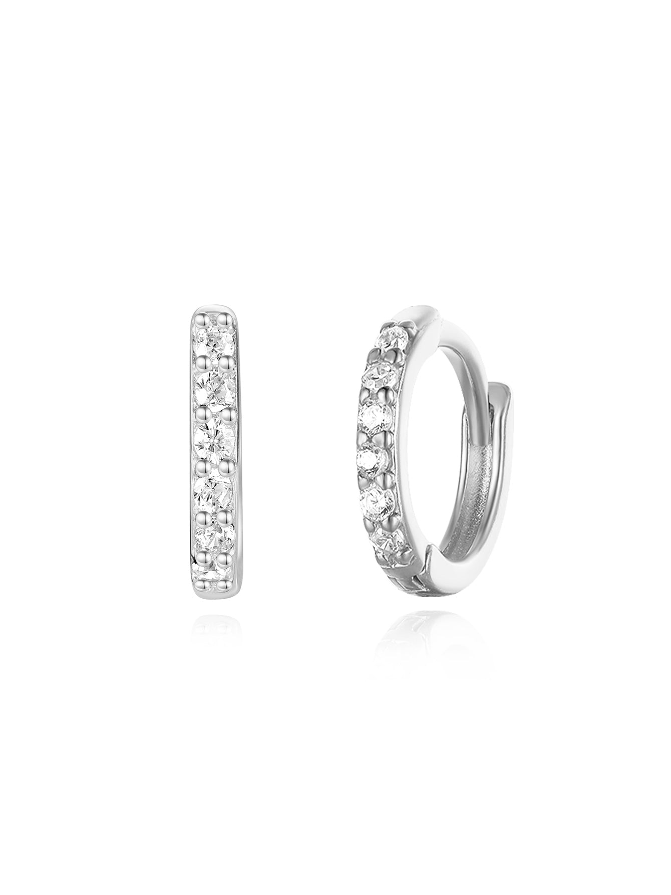 Nora – Delicate gold earrings with a clear shape.