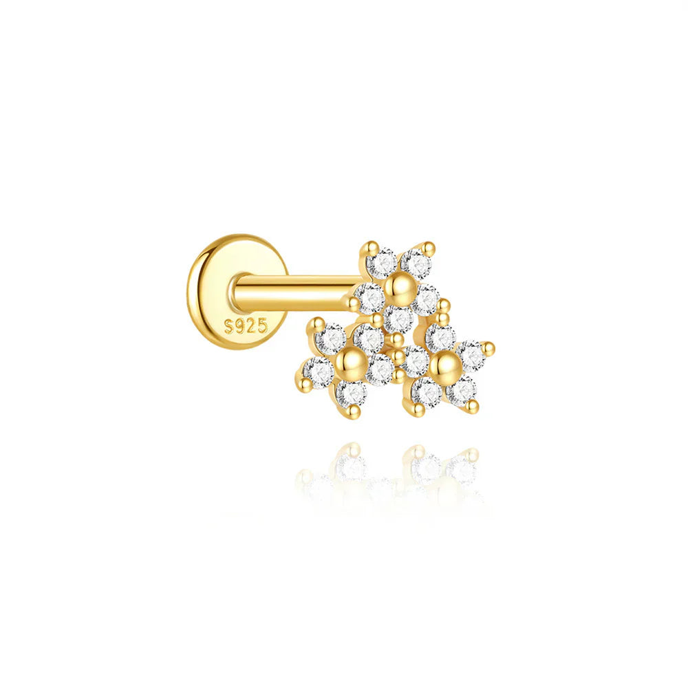 Johana-Marie – Gold earrings with a textured surface.