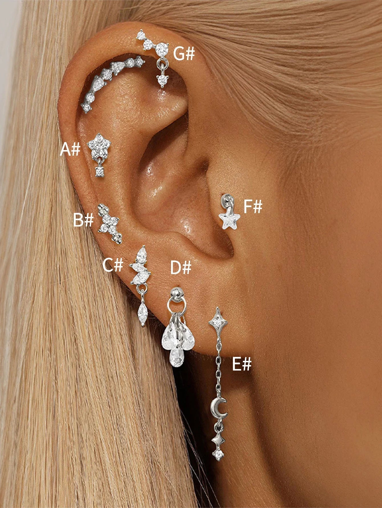 Selina – delicate gold earrings with moving detail.