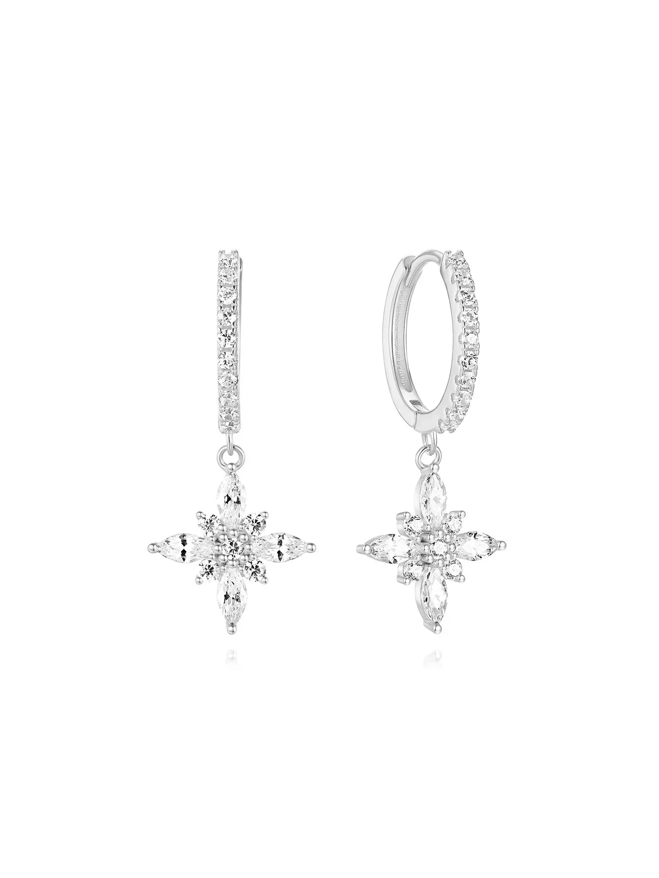 Eva-Marie – Delicate gold earrings with a flowing shape.