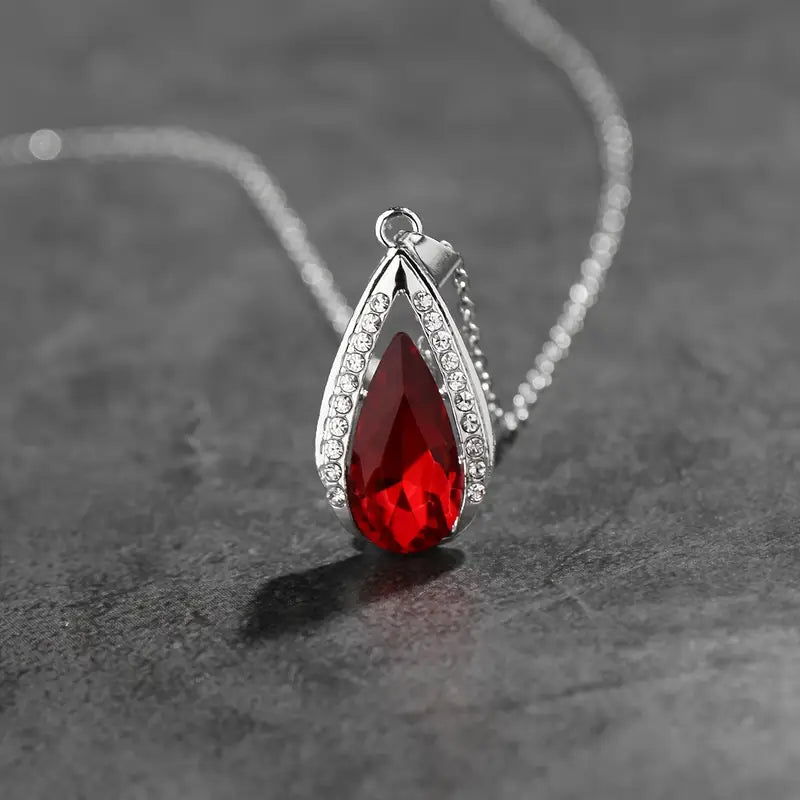 Klára – Ruby Heart Pendant.