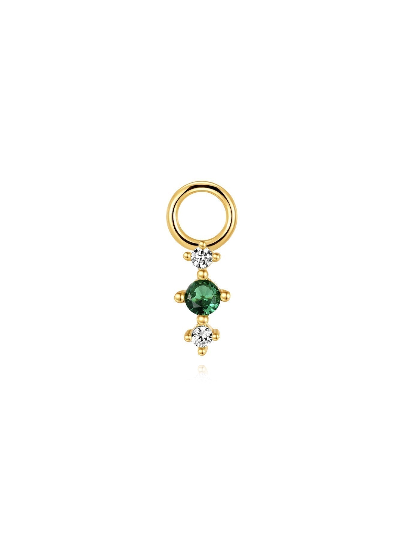 Marta – Gold earrings with a timeless shape.