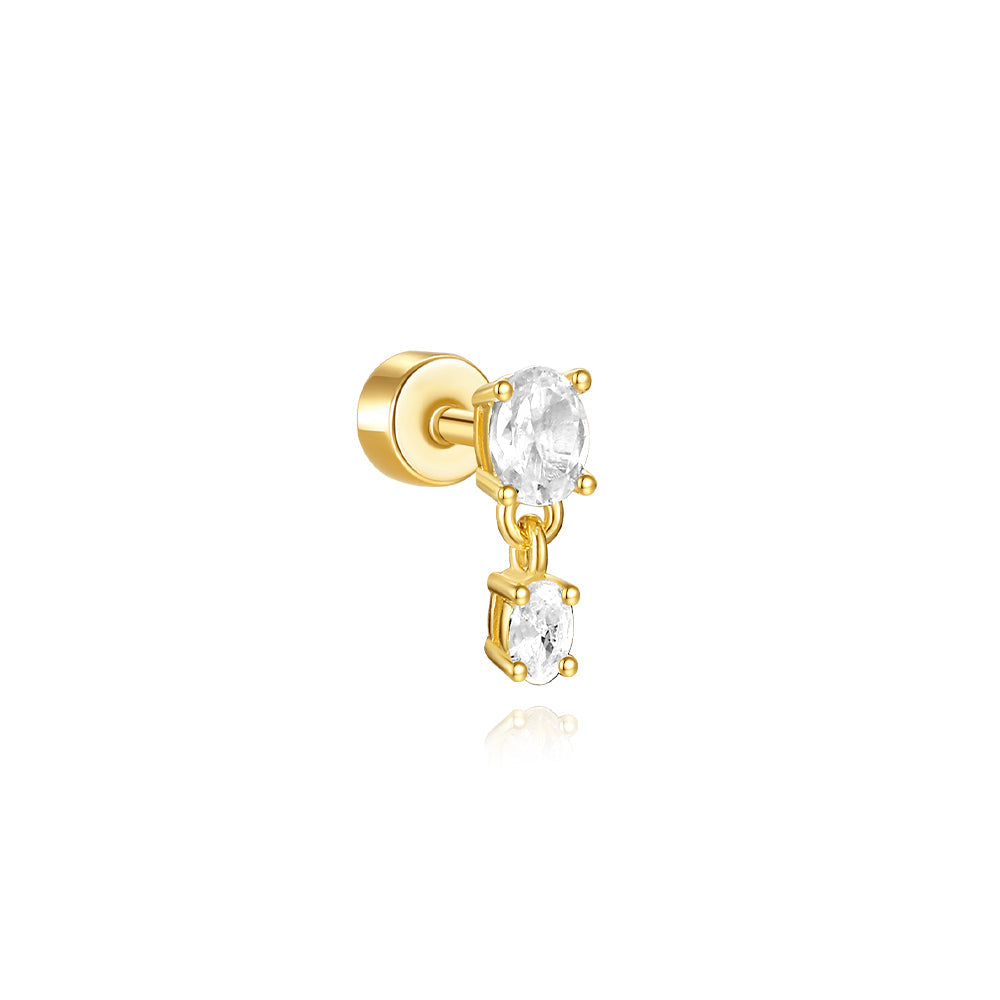 Klara – delicate golden earrings with a smooth line.