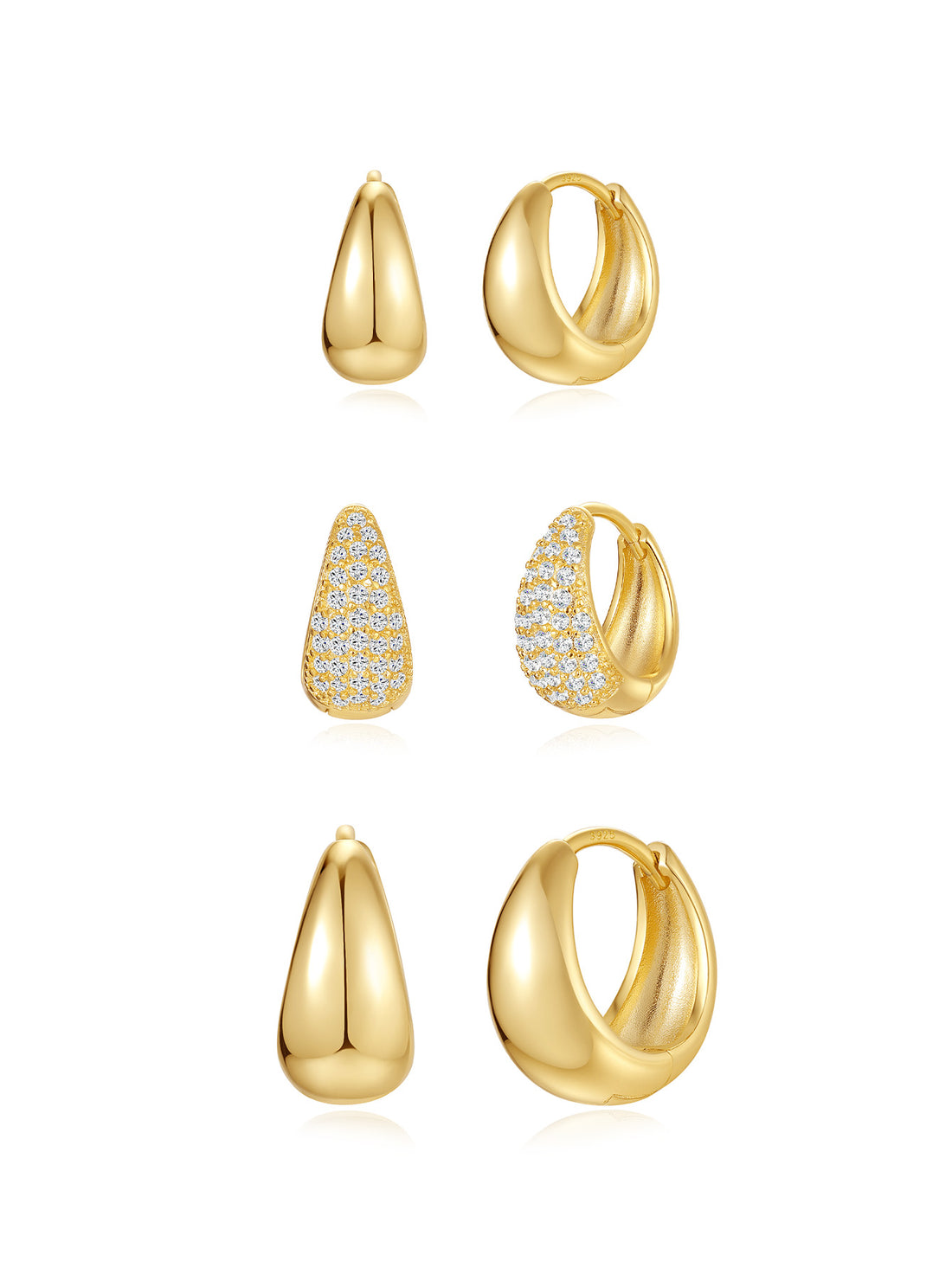 Rosalie – Delicate gold earrings with a curved structure.