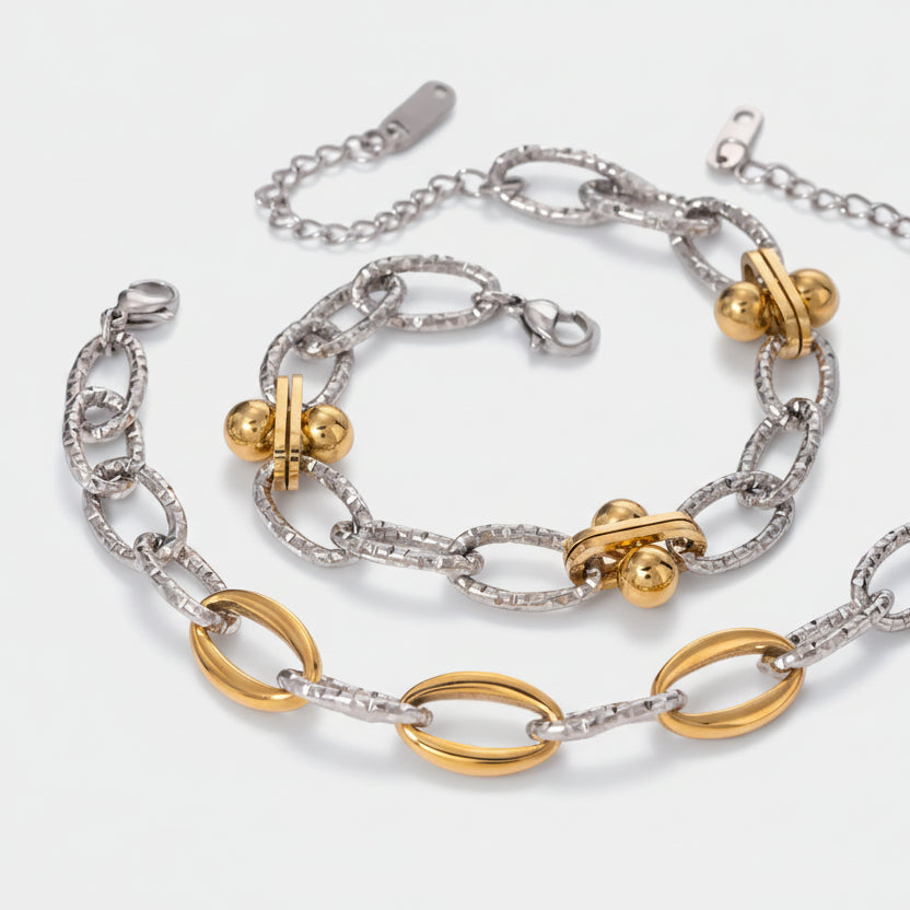 Klara – Gold bracelet with pearl decoration