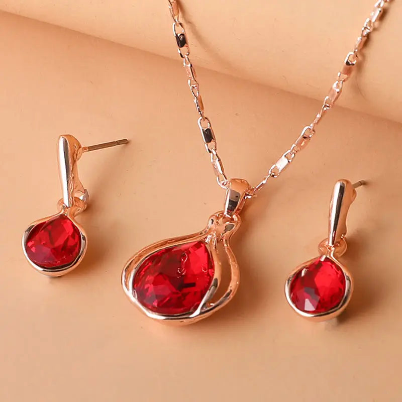 Zara – Ruby set with discreet charm.