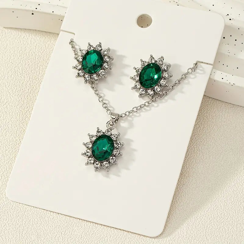 Naděžda – Jewelry sets with emerald earrings.