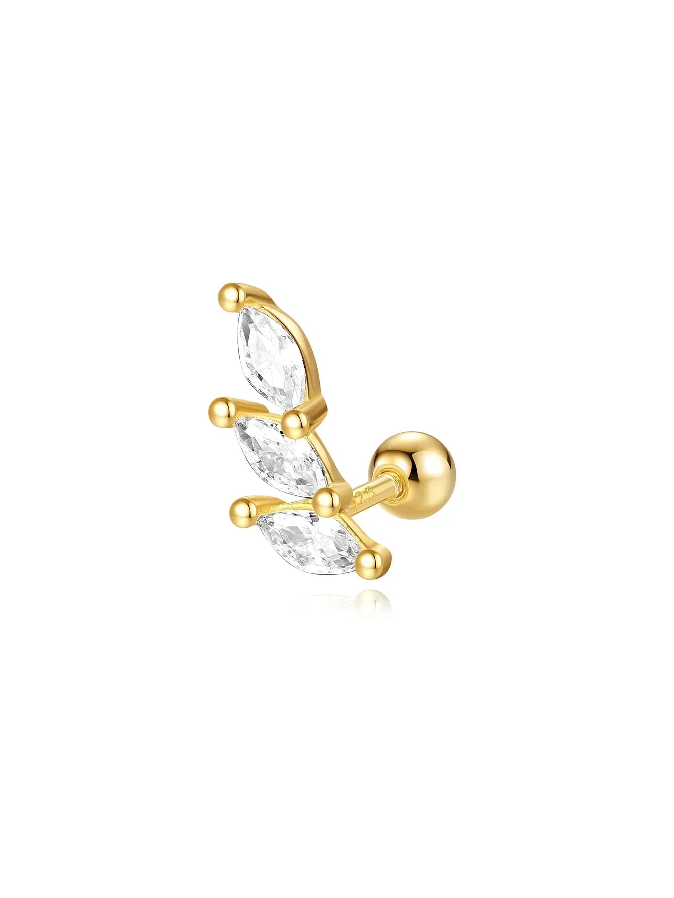 Carina – Gold earrings with a delicate shine.