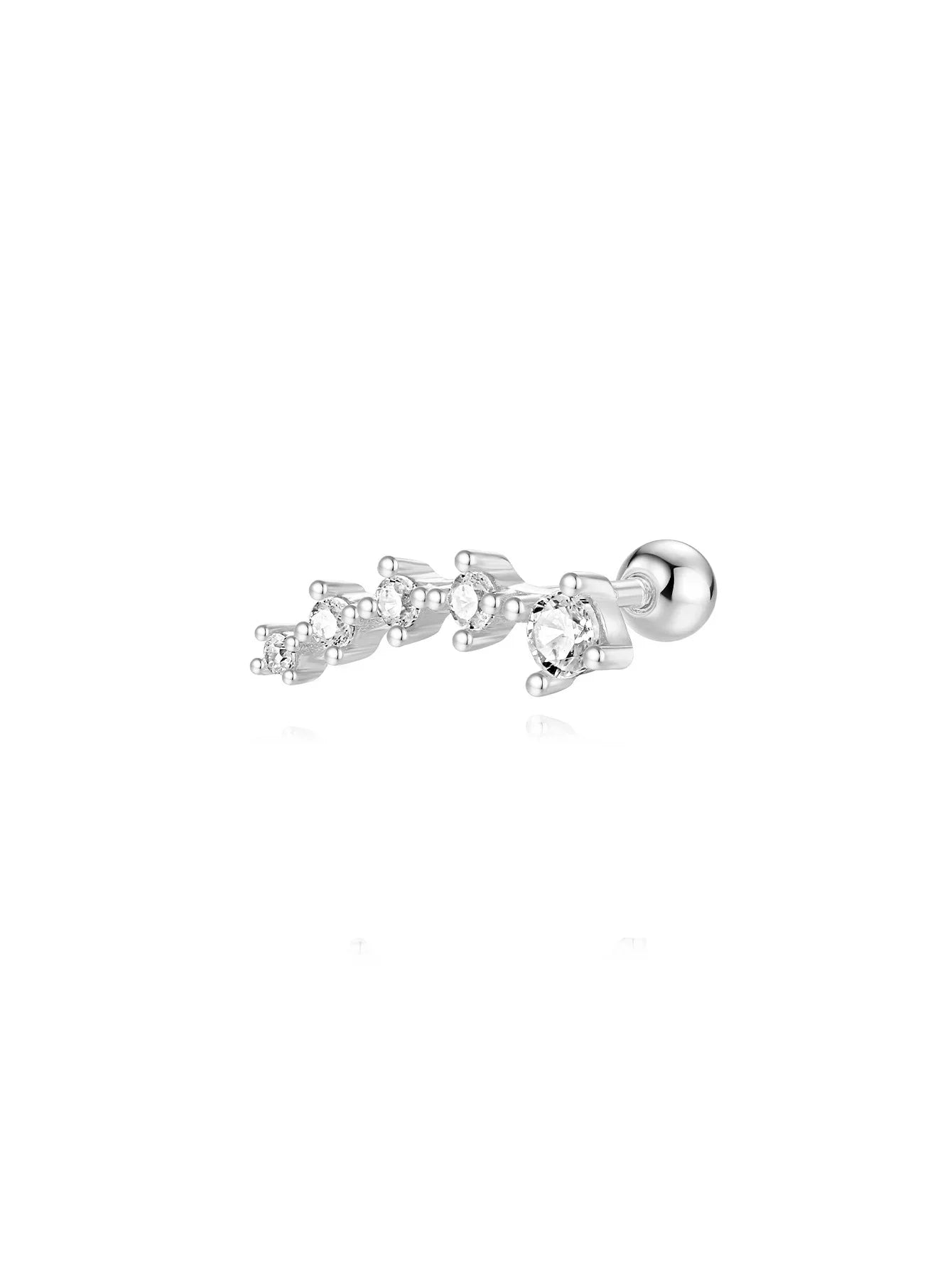 Carina – Gold earrings with a delicate shine.