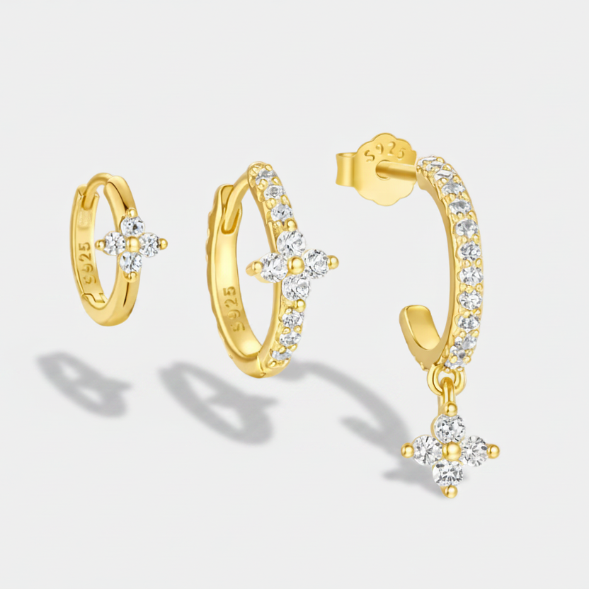Alena – Delicate gold earrings with a delicate elegance.