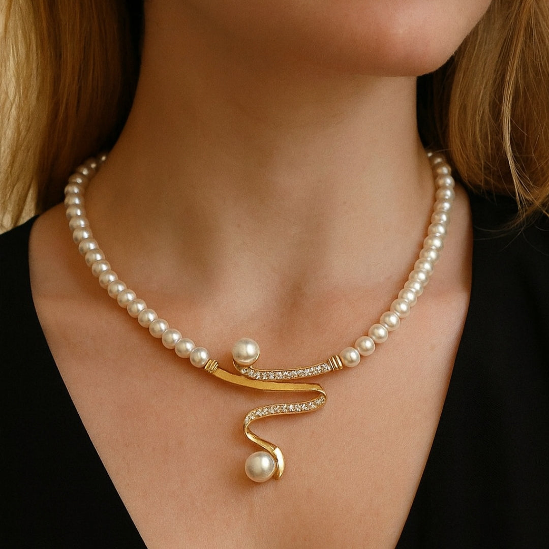 Susanna - Natural pearl necklace and earrings set