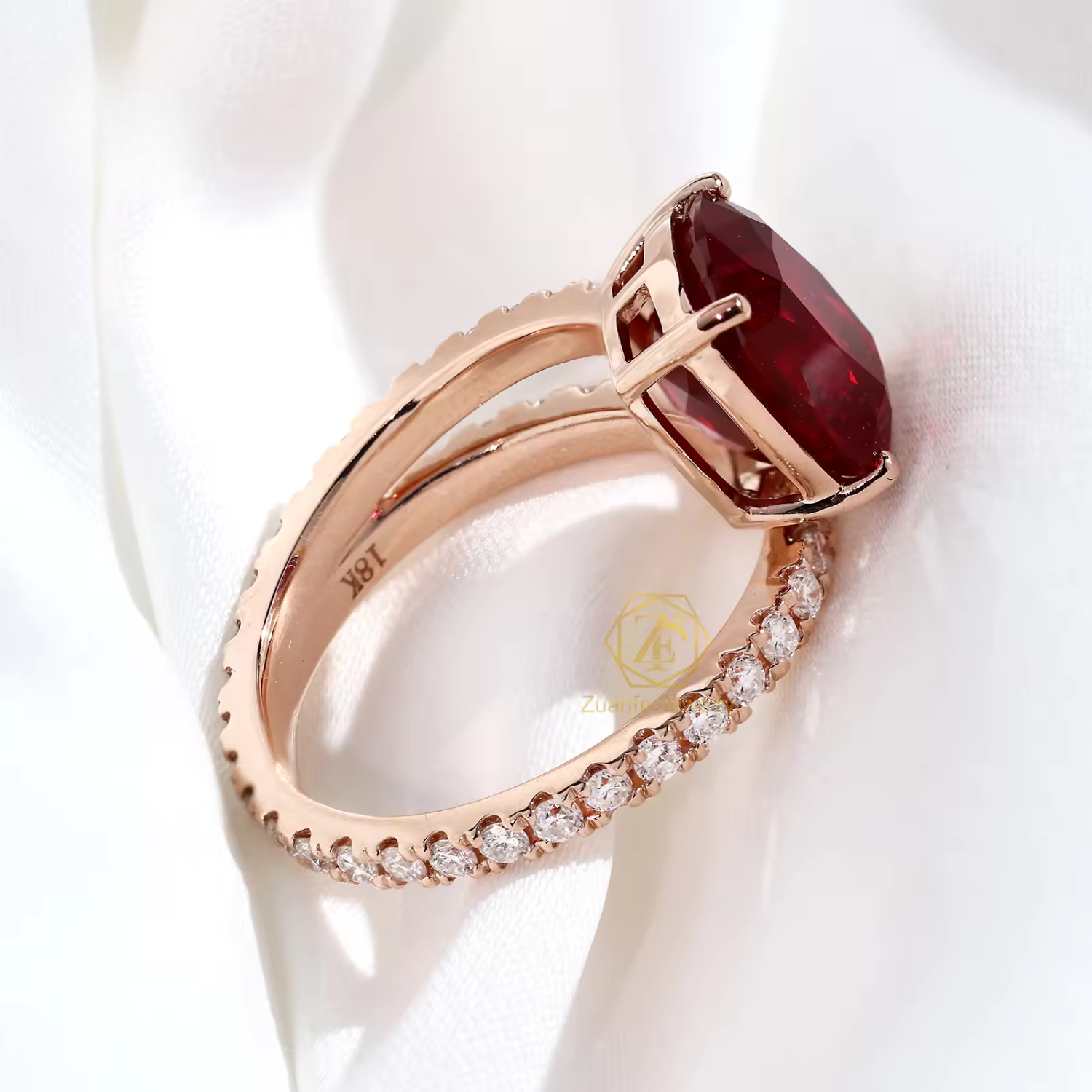 Ulla – Ruby Ring with Gold Setting