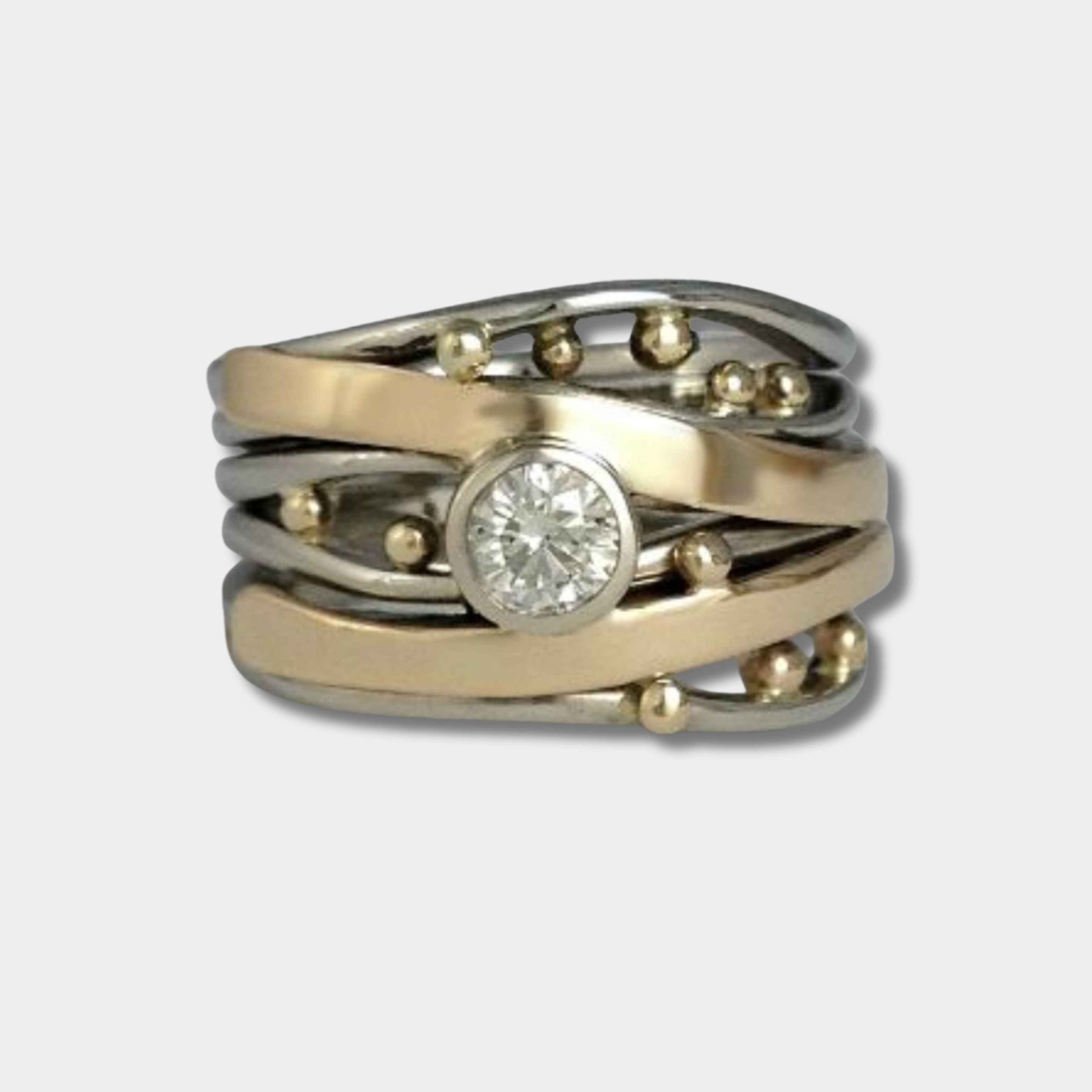 Stefanie - Vintage Gold Ring with Inlaid Zirconia