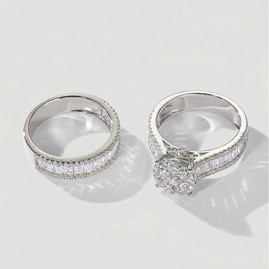 Beatrix – Double ring with pavé setting.
