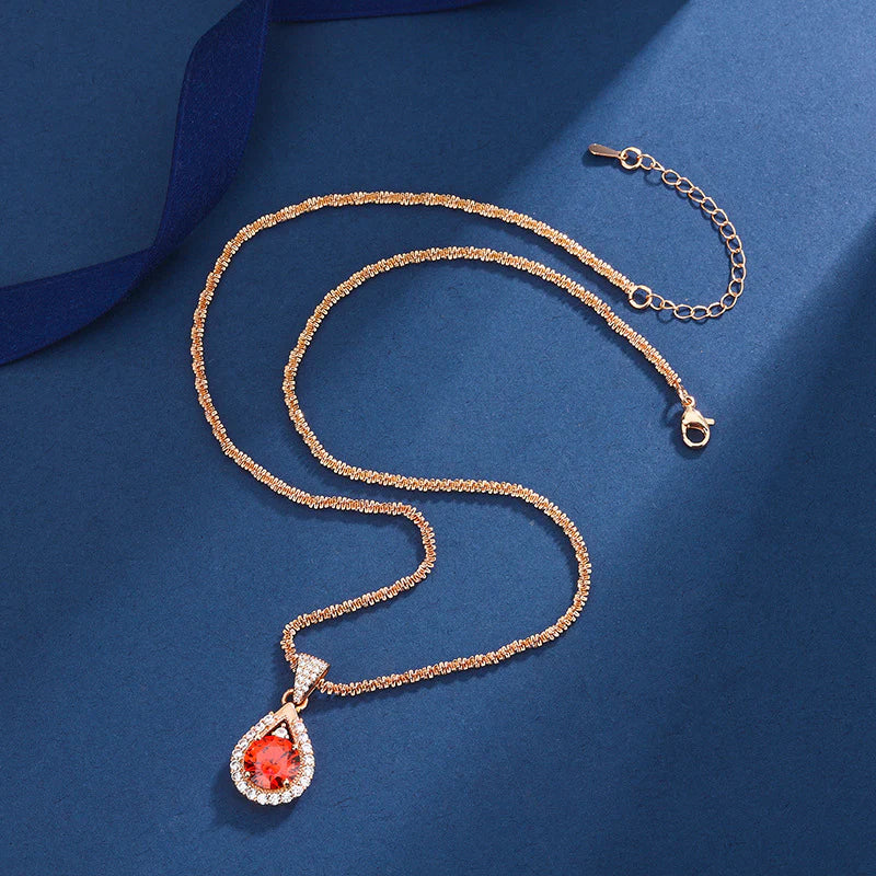 Karolína – Pendant with round cut ruby.