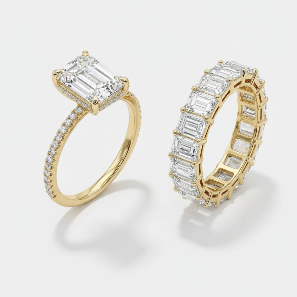 Nadja – Diamond ring with rectangular center.