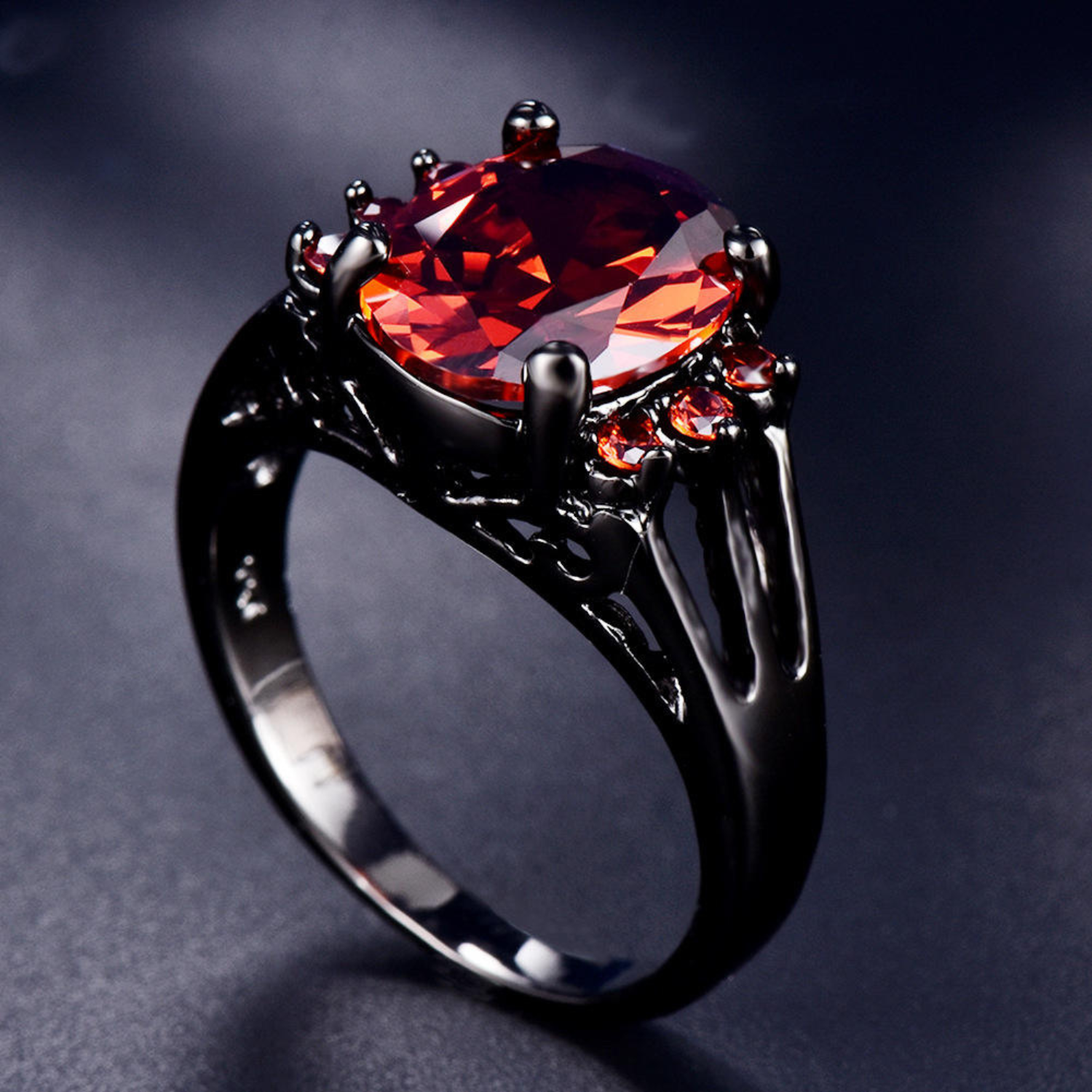 Annemarie – Ring with dark red ruby.