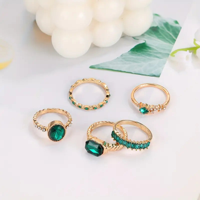 Melanie - Exclusive Emerald Ring Set | Gold