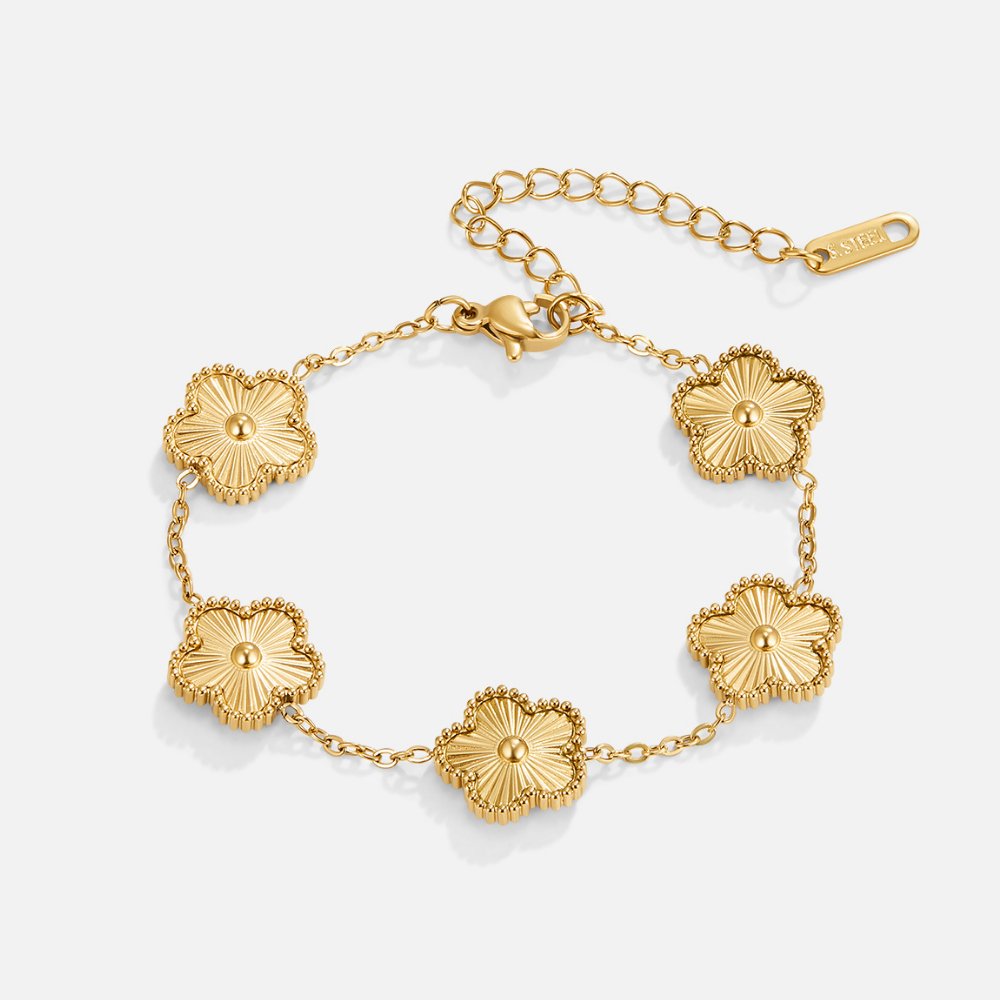 Gold lucky bracelet